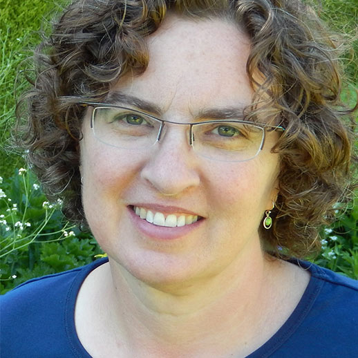 Photo of Laura Pierce